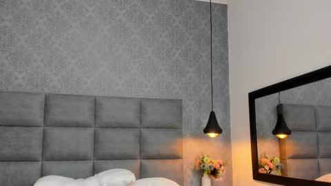 Luna online show from November 2025 10:56:02 AM