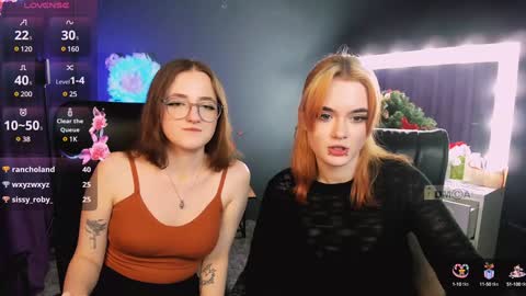 luna_berryy online show from January 2025 11:15:02 PM