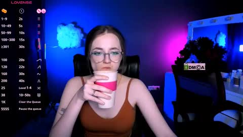 luna_berryy online show from February 2025 02:15:02 AM