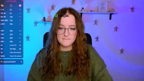 luna_berryy online show from January 2026 08:35:01 PM