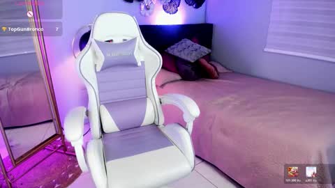 Luna  online show from March 2026 05:41:01 PM