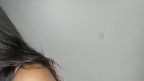 Snapshot of luna_dumont chatting on March 2026 11:05:02 AM luna online show from March 2026 11:05:02 AM