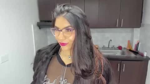 Snapshot of luna_dumont chatting on March 2026 11:02:01 AM luna online show from March 2026 11:02:01 AM