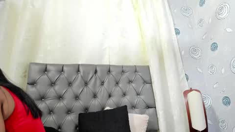 Luna Eva online show from January 2025 09:51:01 PM