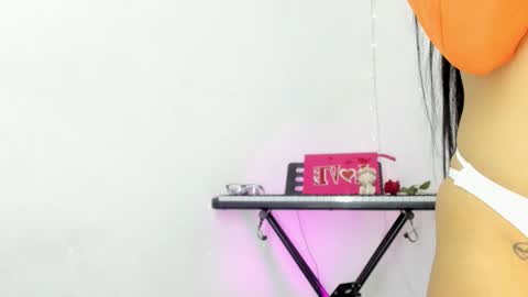  Luna Fioree  online show from November 2025 05:06:01 AM