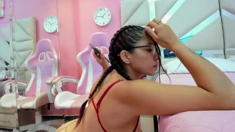 luna_hix online show from April 2026 03:46:01 AM