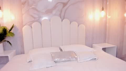 luna_hot_ass online show from December 2025 03:41:01 PM