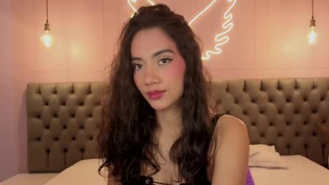 Snapshot of luna_hot_ass chatting on April 2026 11:40:02 PM luna_hot_ass online show from April 2026 11:40:02 PM
