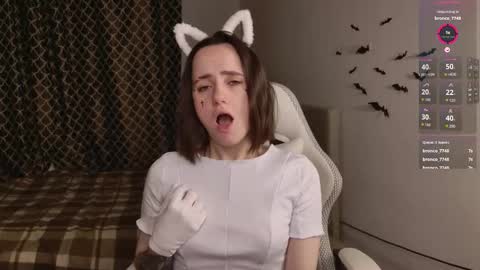 luna_loveeee online show from October 2025 04:24:02 AM