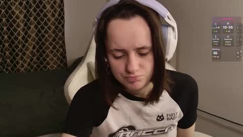 luna_loveeee online show from November 2025 05:18:02 AM