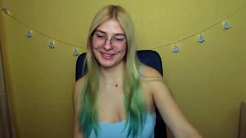 Luna online show from December 2024 01:24:01 PM