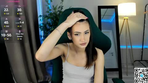Snapshot of luna_mee chatting on May 2026 01:55:02 AM Adele online show from May 2026 01:55:02 AM