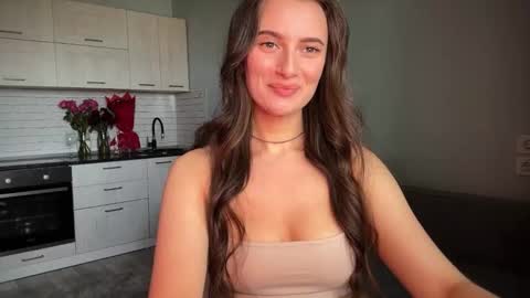Snapshot of luna_raee chatting on October 2025 10:13:02 AM luna_raee online show from October 2025 10:13:02 AM