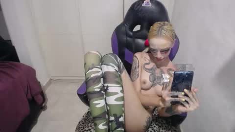 Luna online show from December 2024 03:14:02 AM