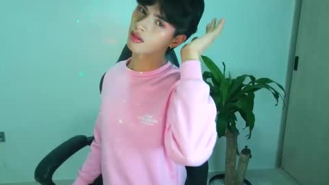 Luna Stanford online show from January 2026 07:43:02 AM