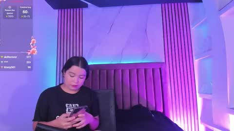 Luna  online show from September 2025 12:39:02 PM