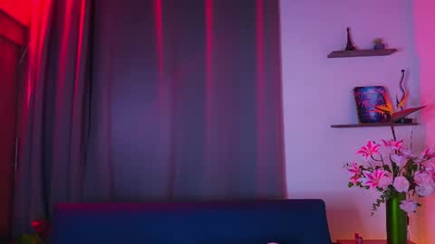 luna_valen online show from July 2026 08:58:01 PM