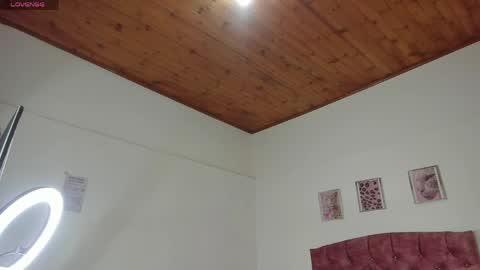 luna_velveth1 online show from April 2026 10:27:02 AM