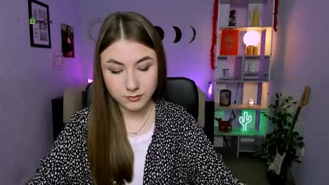 Luna online show from April 2026 12:47:01 PM