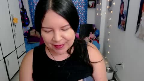 Snapshot of luna_withe chatting on September 2025 09:14:02 PM luna_withe online show from September 2025 09:14:02 PM