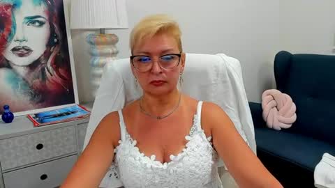 Snapshot of luna_xfantasy chatting on July 2026 07:01:02 AM L u n a online show from July 2026 07:01:02 AM