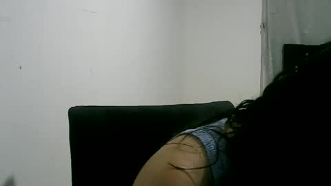 lunaa_sub online show from January 2025 12:57:02 AM