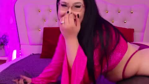 Snapshot of lunababe_ chatting on May 2026 11:16:02 AM lunababe_ online show from May 2026 11:16:02 AM