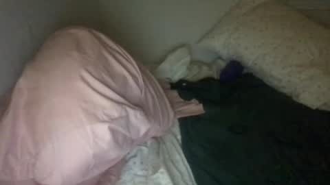 Snapshot of lunadaddysgirl chatting on September 2025 06:29:02 AM Luna Daddys Girl online show from September 2025 06:29:02 AM