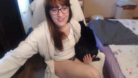 Snapshot of lunadelsol2 chatting on February 2025 02:22:02 PM Luna..ntmu online show from February 2025 02:22:02 PM