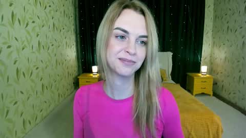 Snapshot of lunaflinn chatting on February 2026 04:21:01 AM lunaflinn online show from February 2026 04:21:01 AM