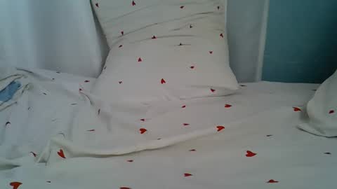 lunalove22_ online show from February 2026 06:40:02 AM