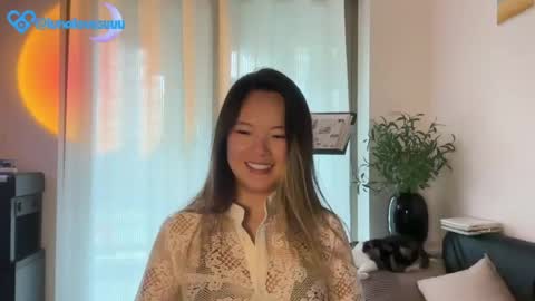 Luna online show from May 2026 01:22:02 AM