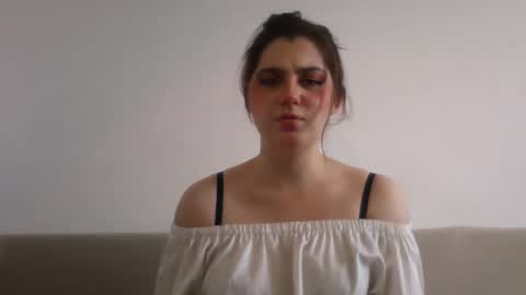lunamoody online show from October 2025 10:12:02 AM