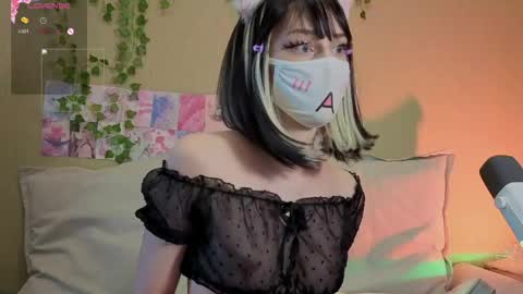 Snapshot of lunanyanmi chatting on June 2026 01:59:01 PM Luna online show from June 2026 01:59:01 PM