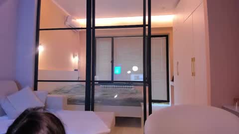 Aisha online show from February 2025 11:10:01 AM