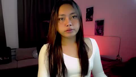 Luna online show from April 2026 06:34:01 PM