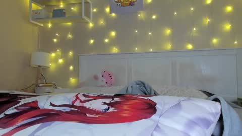 Snapshot of lunar_sofia chatting on January 2025 12:45:02 PM Sofia online show from January 2025 12:45:02 PM
