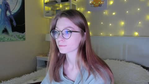 Snapshot of lunar_sofia chatting on January 2025 03:47:02 PM Sofia online show from January 2025 03:47:02 PM