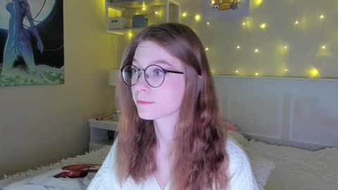 Snapshot of lunar_sofia chatting on January 2025 12:45:02 PM Sofia online show from January 2025 12:45:02 PM