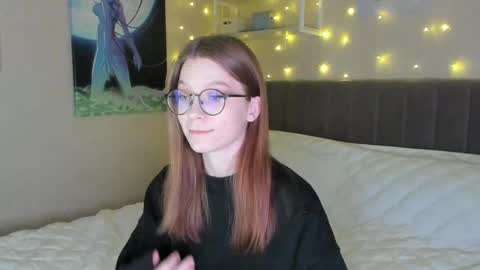 Snapshot of lunar_sofia chatting on February 2025 06:33:01 PM Sofia online show from February 2025 06:33:01 PM