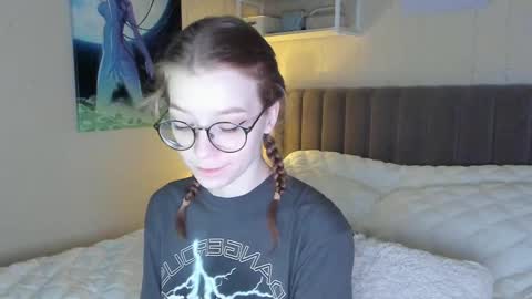 Snapshot of lunar_sofia chatting on February 2025 02:15:02 PM Sofia online show from February 2025 02:15:02 PM