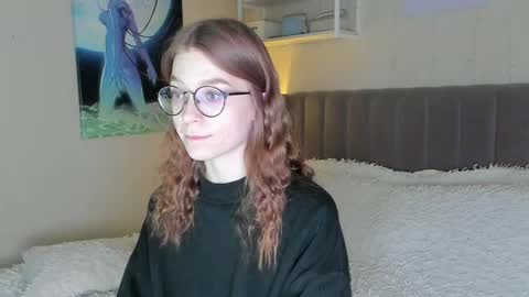 Snapshot of lunar_sofia chatting on February 2025 01:47:02 PM Sofia online show from February 2025 01:47:02 PM