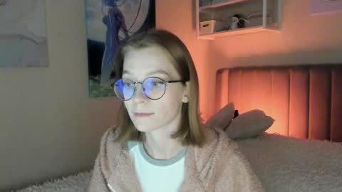 Snapshot of lunar_sofia chatting on September 2025 11:55:02 AM Sofia online show from September 2025 11:55:02 AM