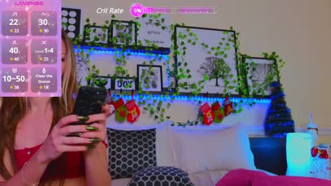 Luna Rishi online show from December 2024 12:15:02 PM