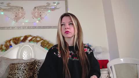 Luna Rishi online show from December 2024 06:03:02 AM