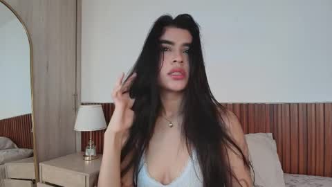 Luna Rousse online show from April 2026 03:17:02 AM