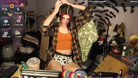 ..LunaSparkles. online show from December 2025 06:52:01 AM