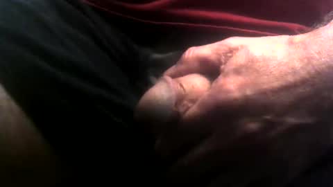Snapshot of lunatica12 chatting on May 2026 05:01:02 AM lunatica12 online show from May 2026 05:01:02 AM
