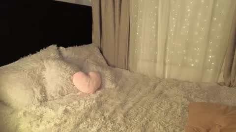 lunavelvet7 online show from March 2026 05:39:01 PM