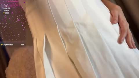 Luna online show from February 2026 05:11:02 AM